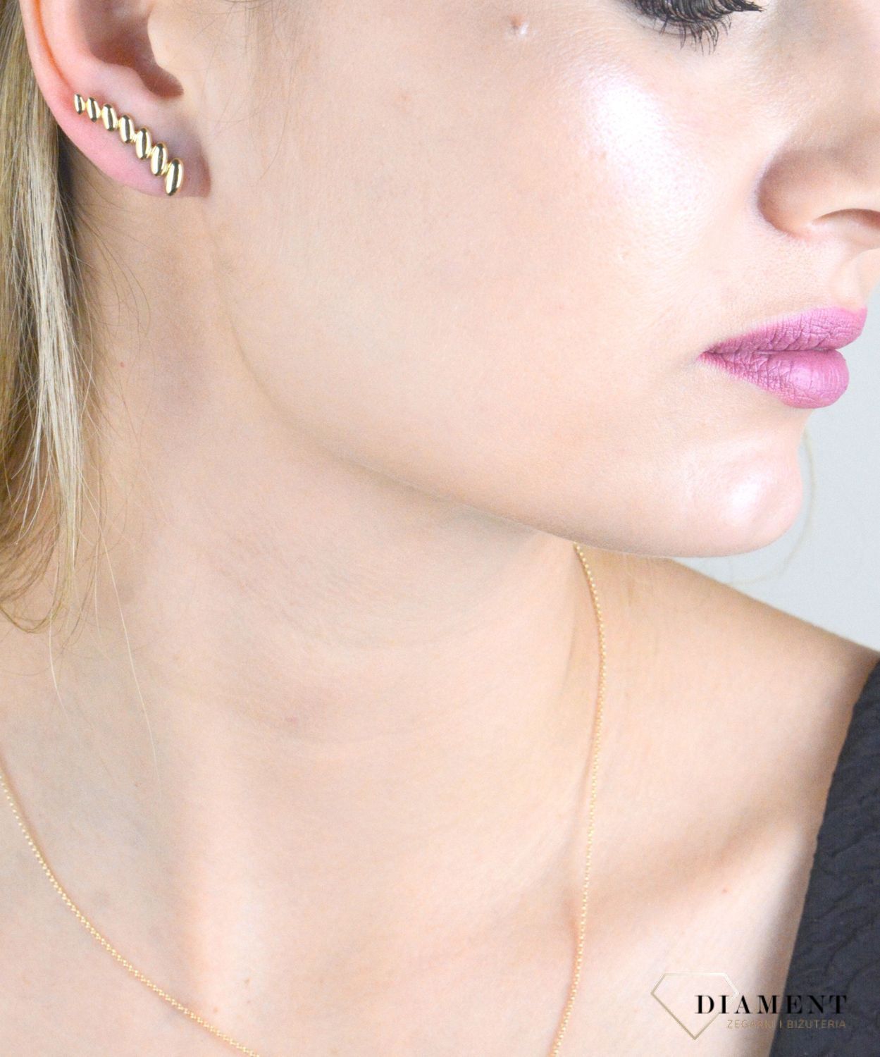 Złote kolczyki 375 nowoczesny wzór na sztyft KL 4076 375.jpg